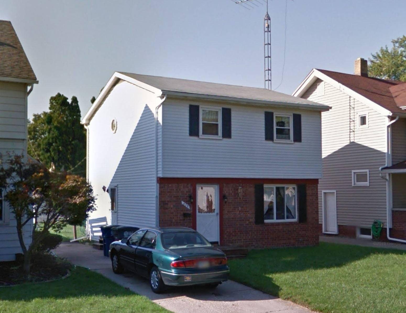 W Poinsetta Ave, Toledo, OH 43612
