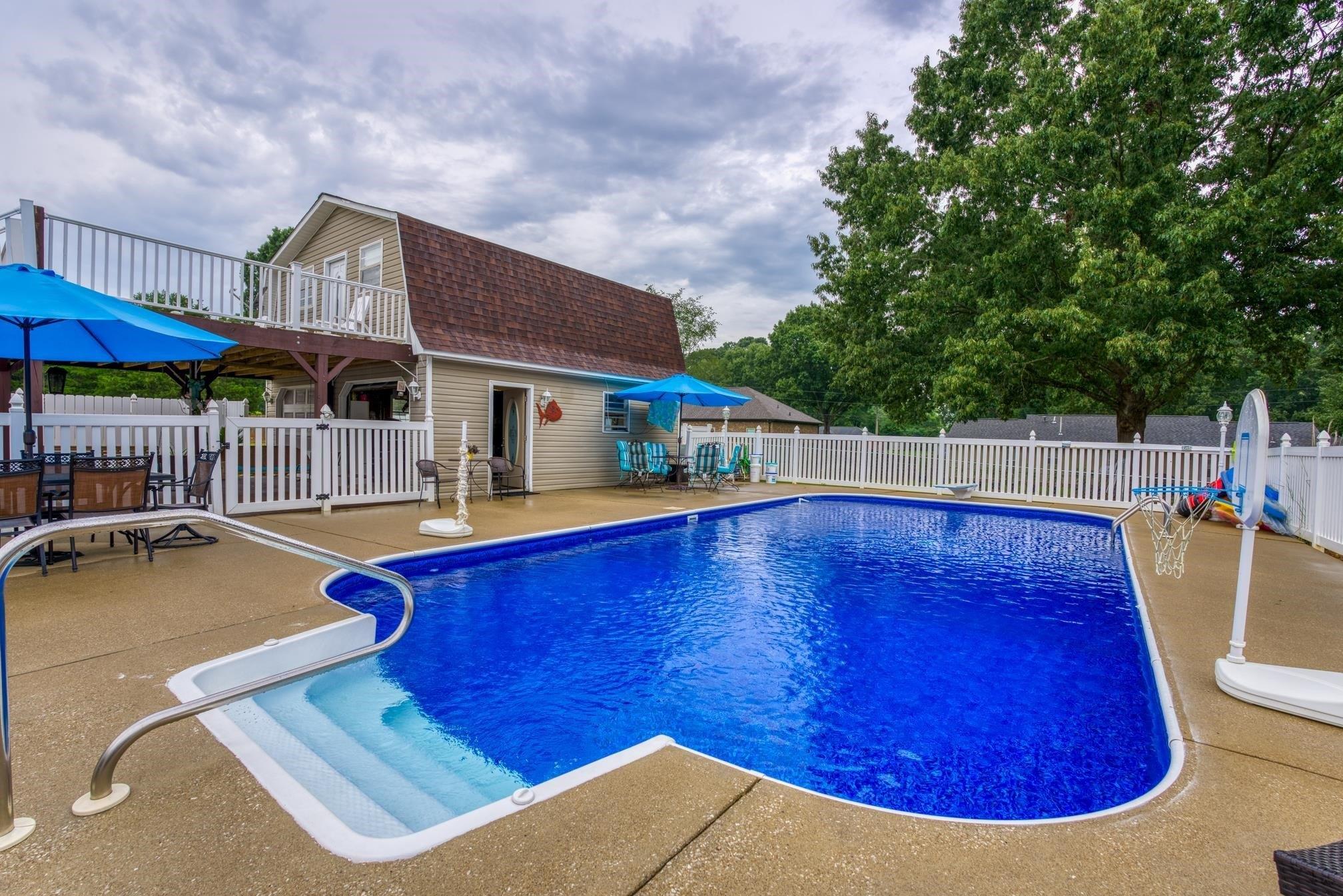 Page St, Rogersville, AL 35652