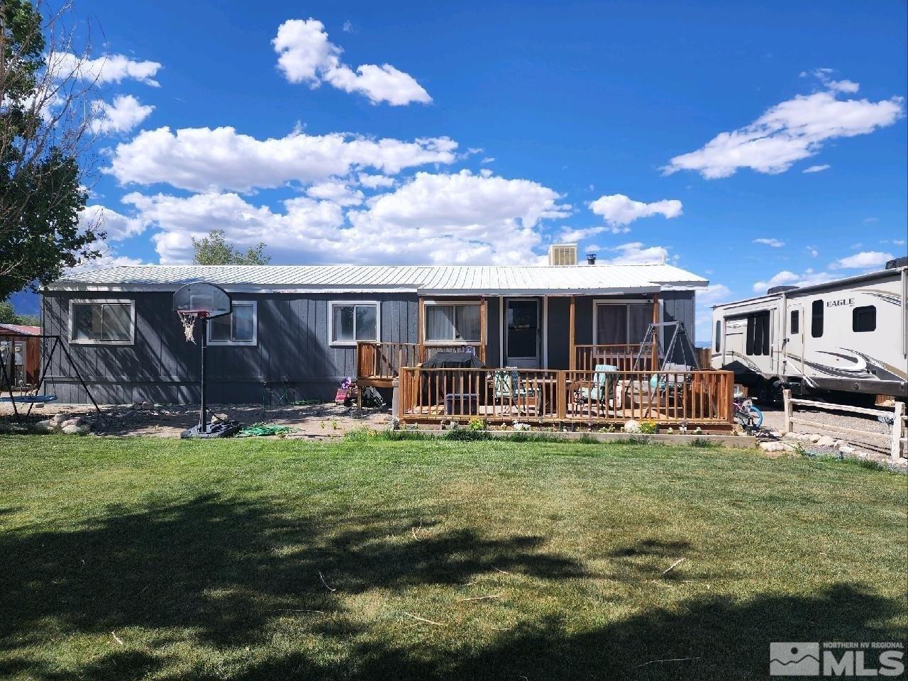 Wildcat Ln, Round Mountain, NV 89045