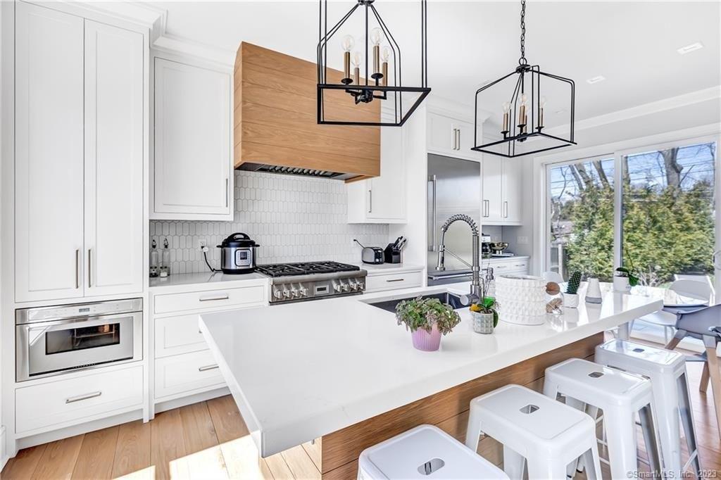 Vani Ct, Westport, CT 06880