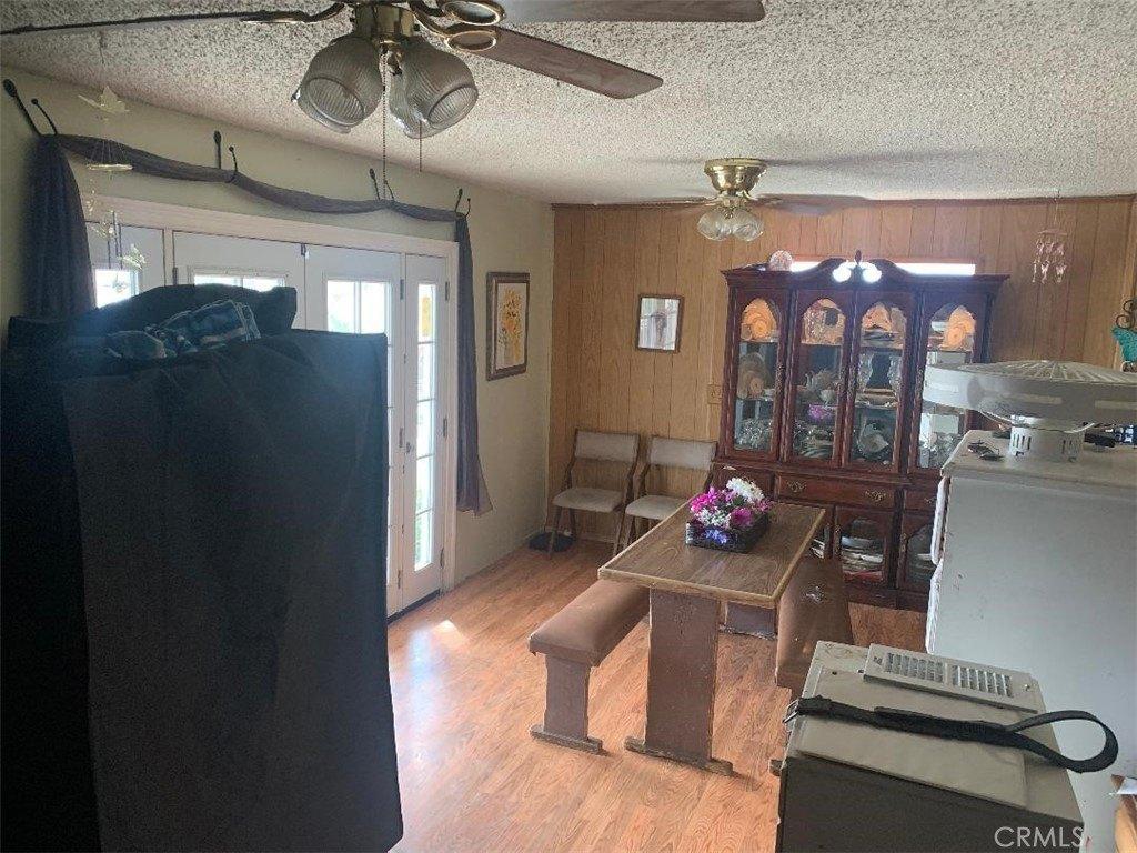 Corona Ave, Hesperia, CA 92345