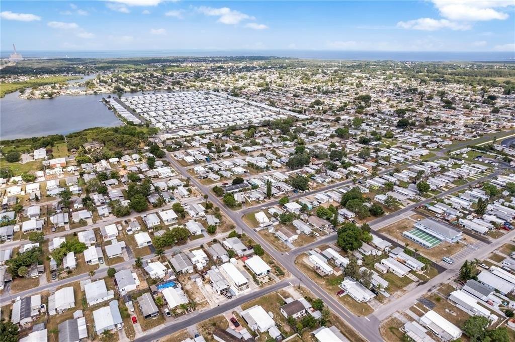 Hess Dr, Holiday, FL 34691
