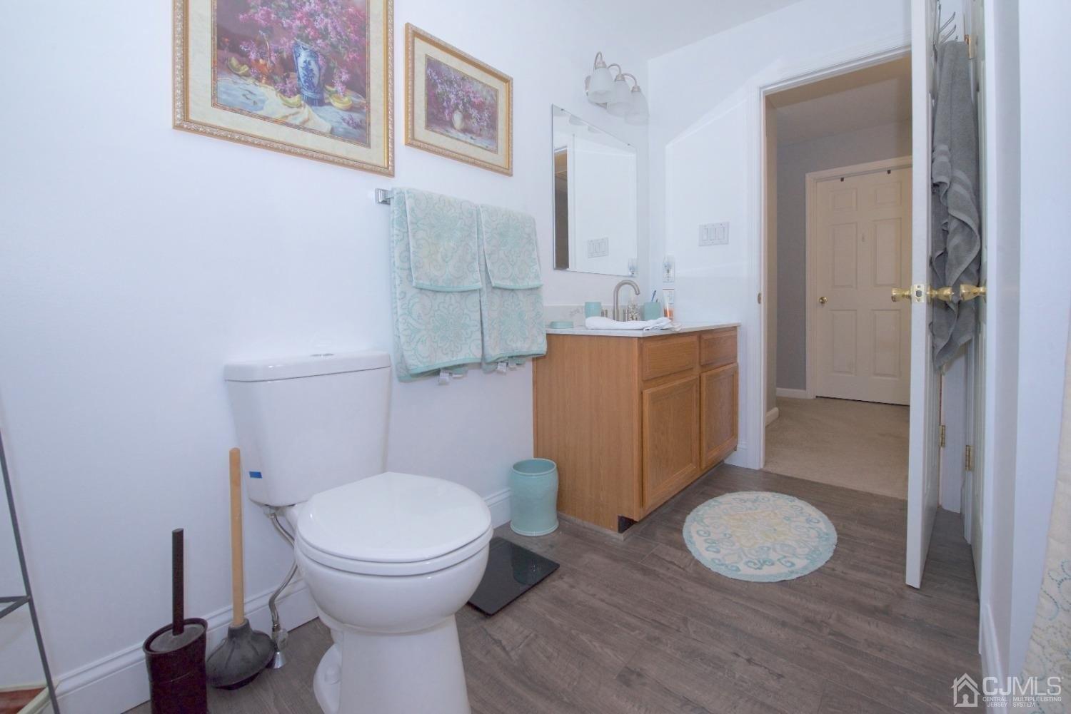 Sherman St, Jamesburg, NJ 08831