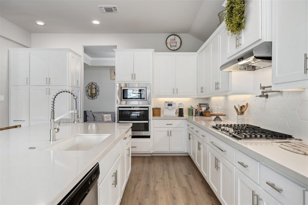 Milano Dr, Liberty Hill, TX 78642