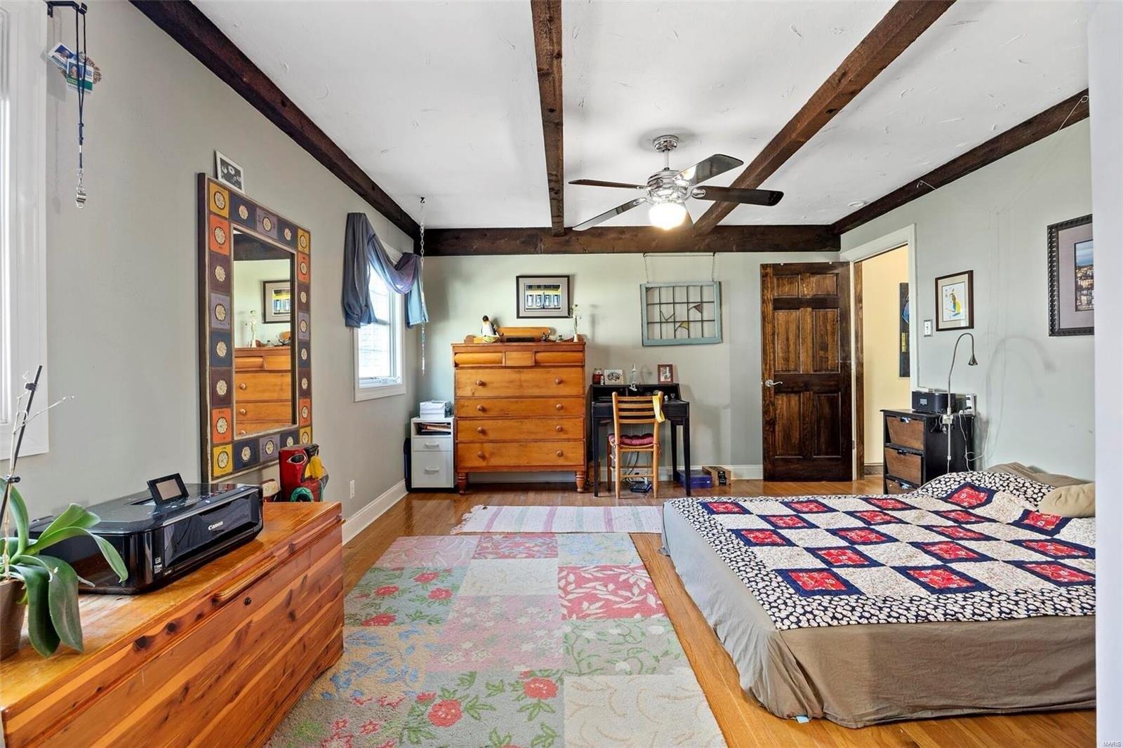N Forest Ave, Saint Louis, MO 63119