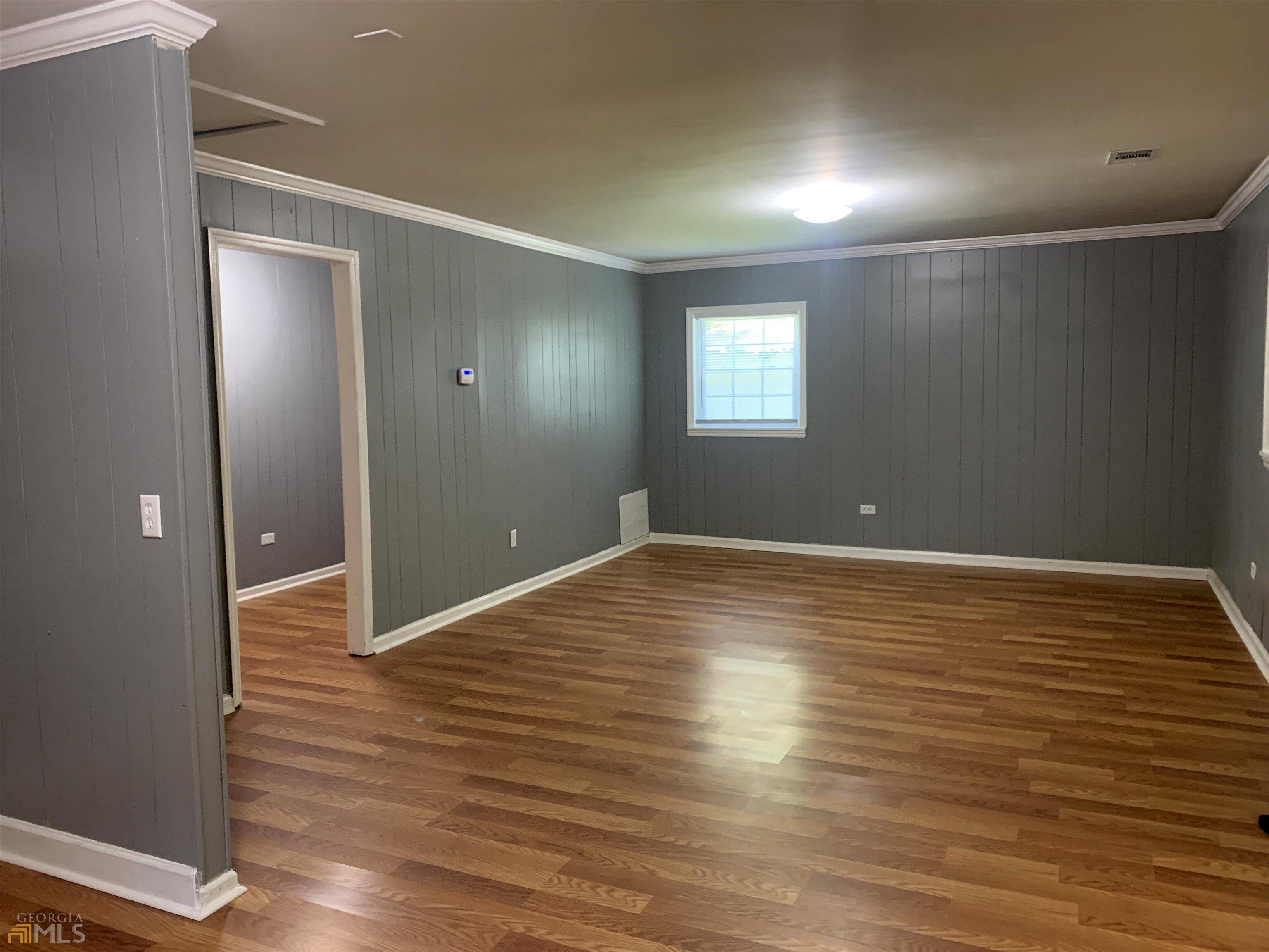 W 19th St, Paso Robles, CA 93446
