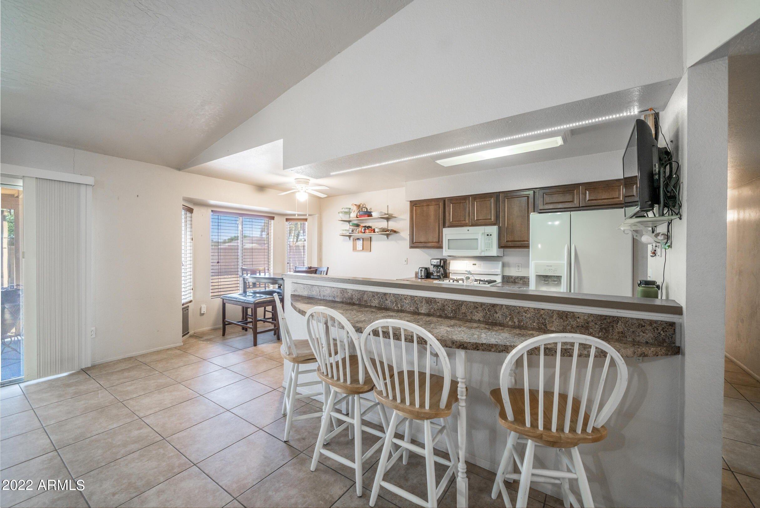 S Fontana, Mesa, AZ 85204