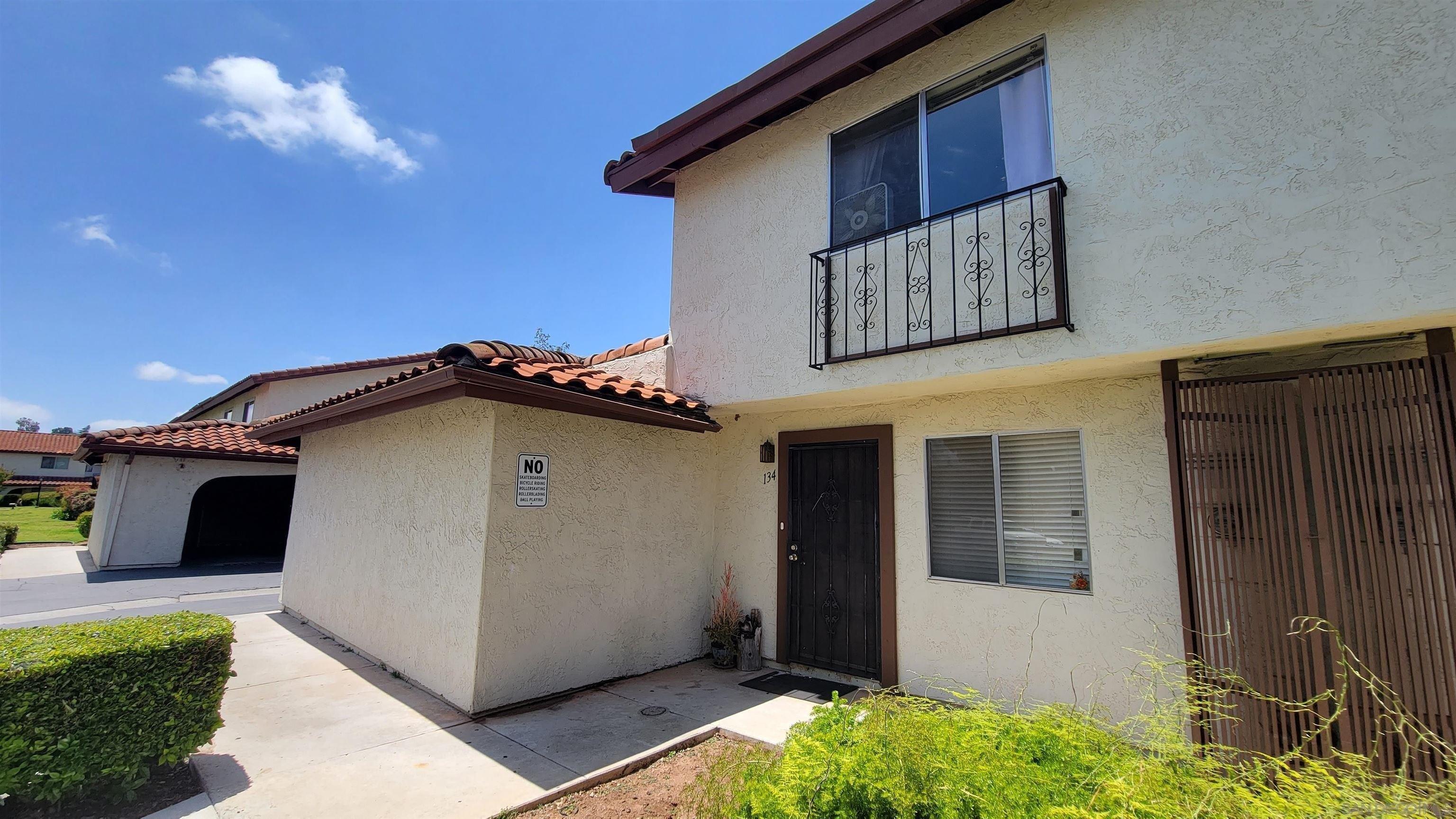 Espanas Gln, Escondido, CA 92026