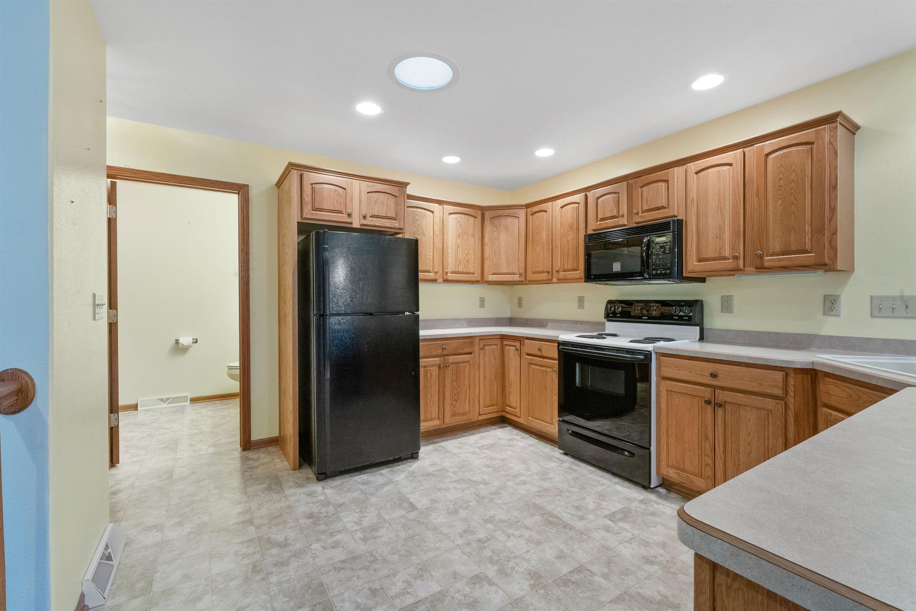 Mentink Ave, Cedar Grove, WI 53013