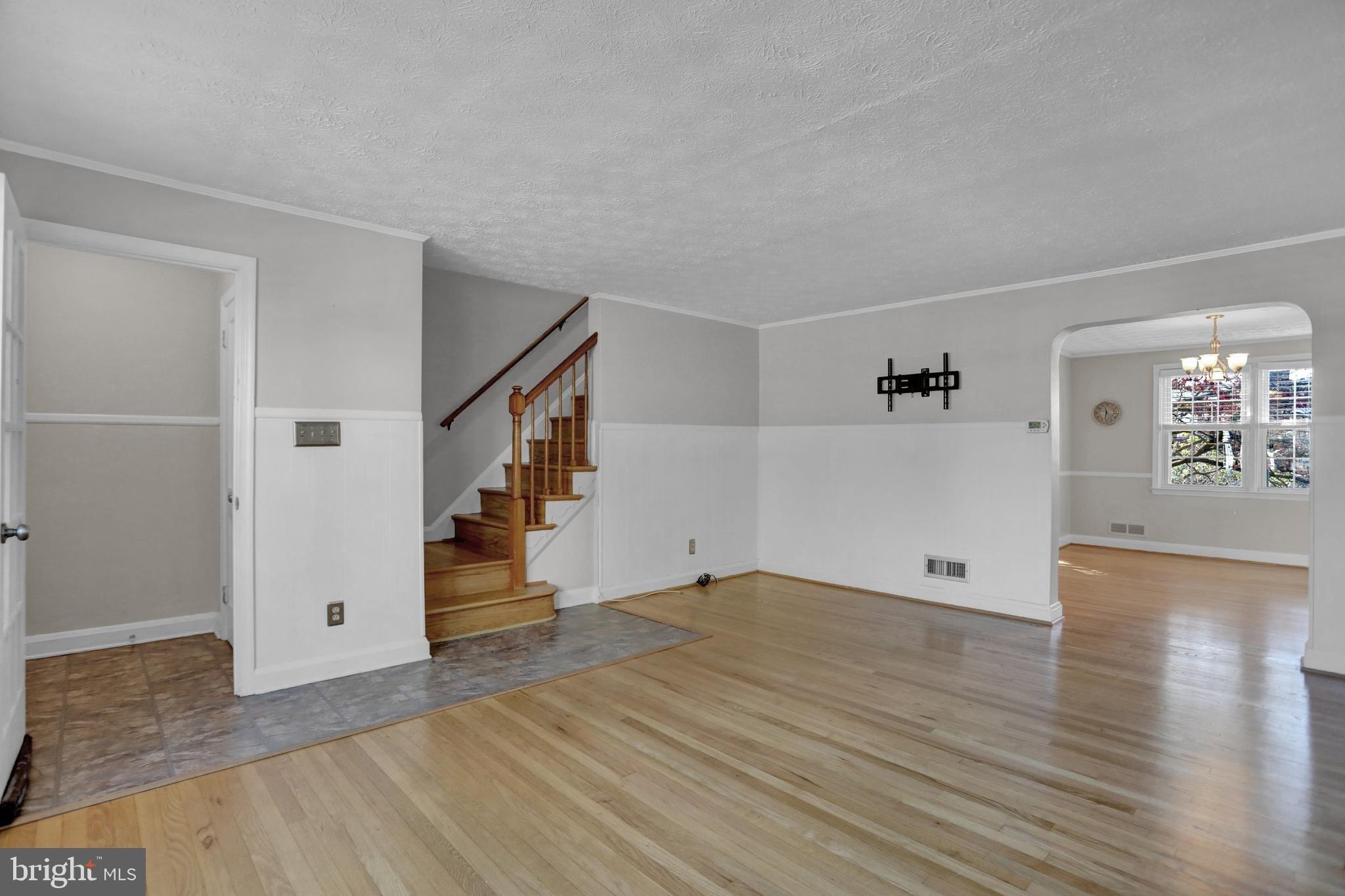Cottage Ln, Towson, MD 21286