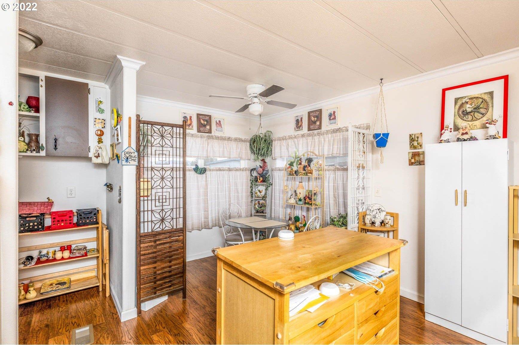 Shadow Ranch Ln, Roseburg, OR 97470