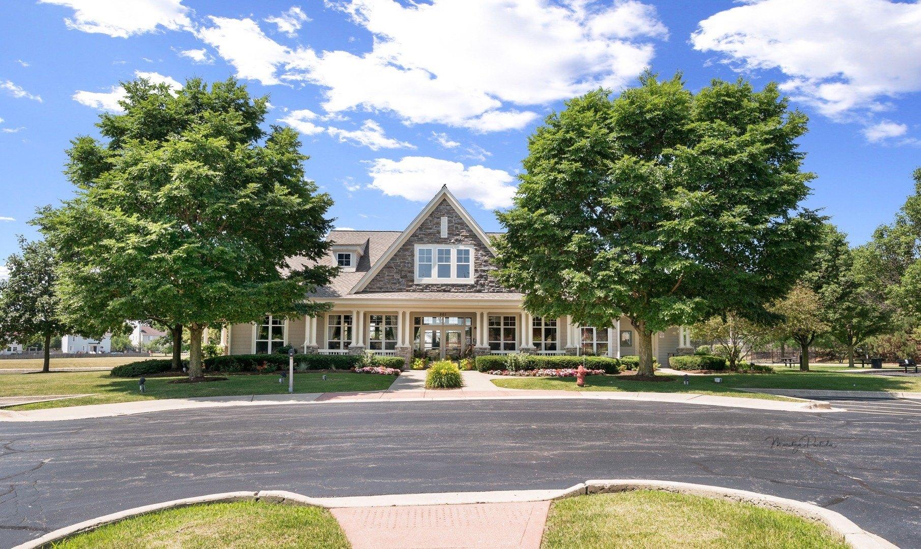 Edward St, Plano, IL 60545