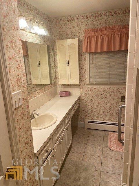 Woodland Dr, Newnan, GA 30263