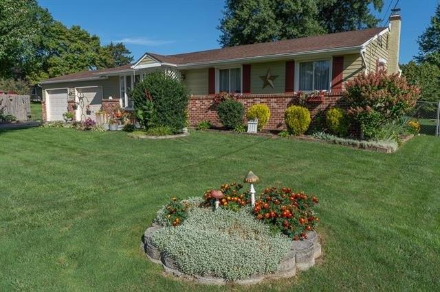 Price Ave, Coopersburg, PA 18036