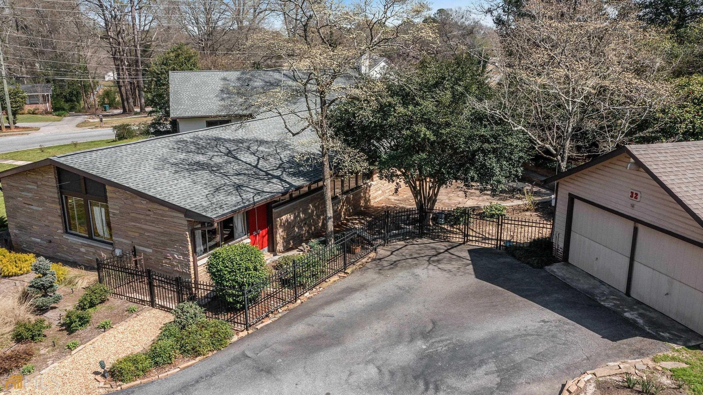 Mcdonough St, Hampton, GA 30228