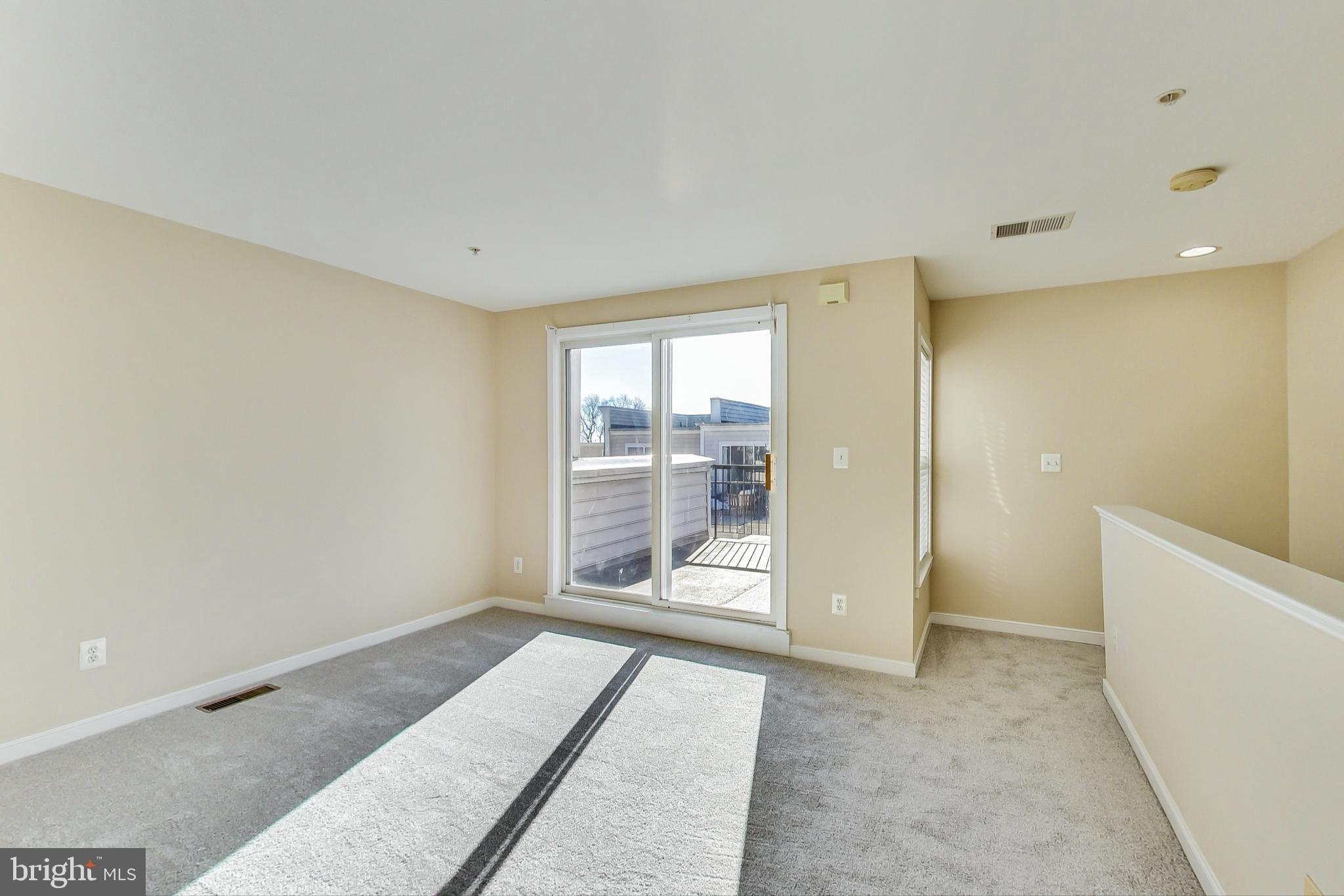 Cobble Hill Ter, Silver Spring, MD 20902