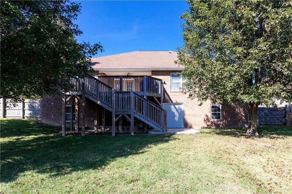 Autumn Hill Ct, Archdale, NC 27263