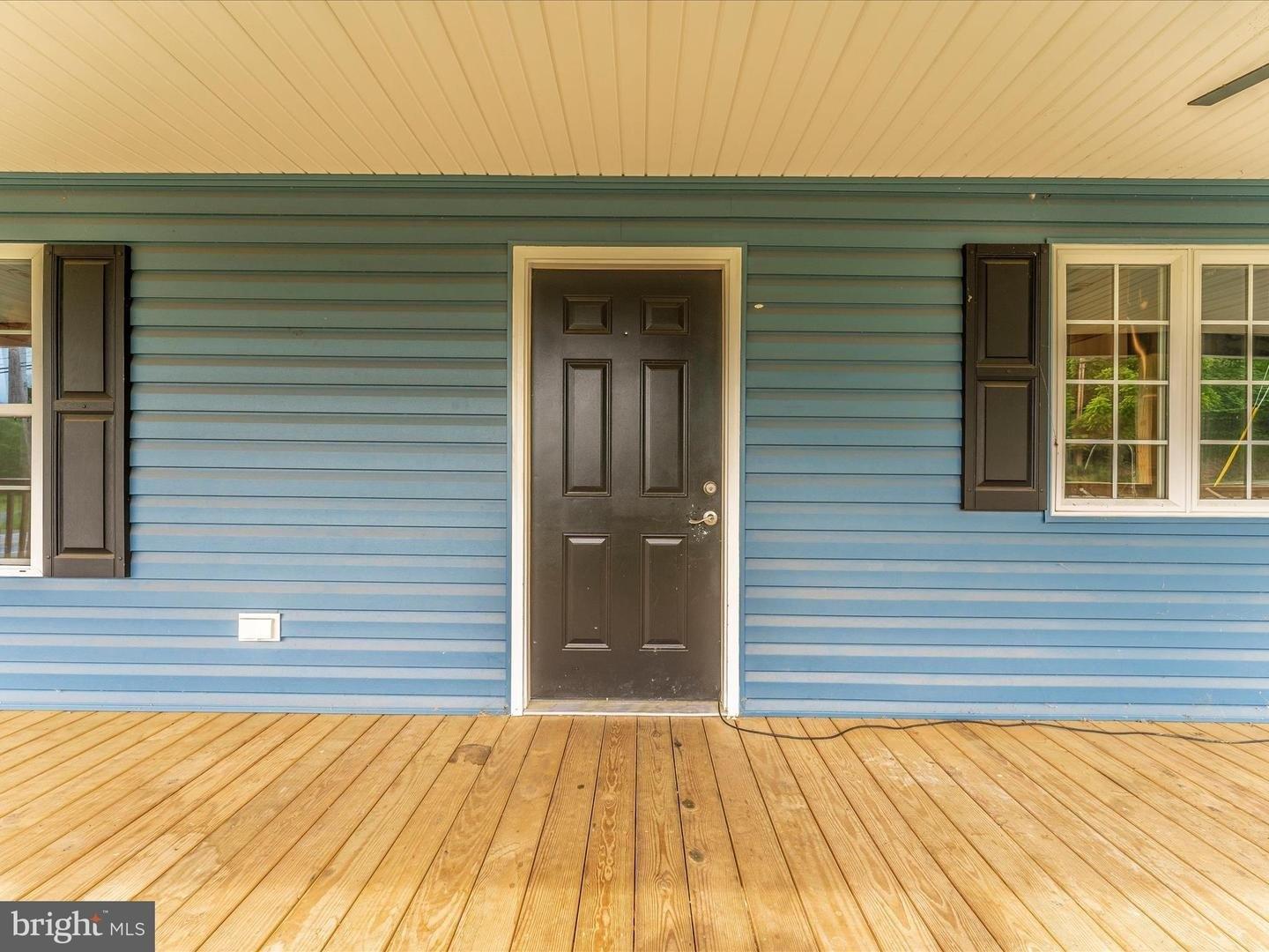 Hedgesville Rd, Hedgesville, WV 25427