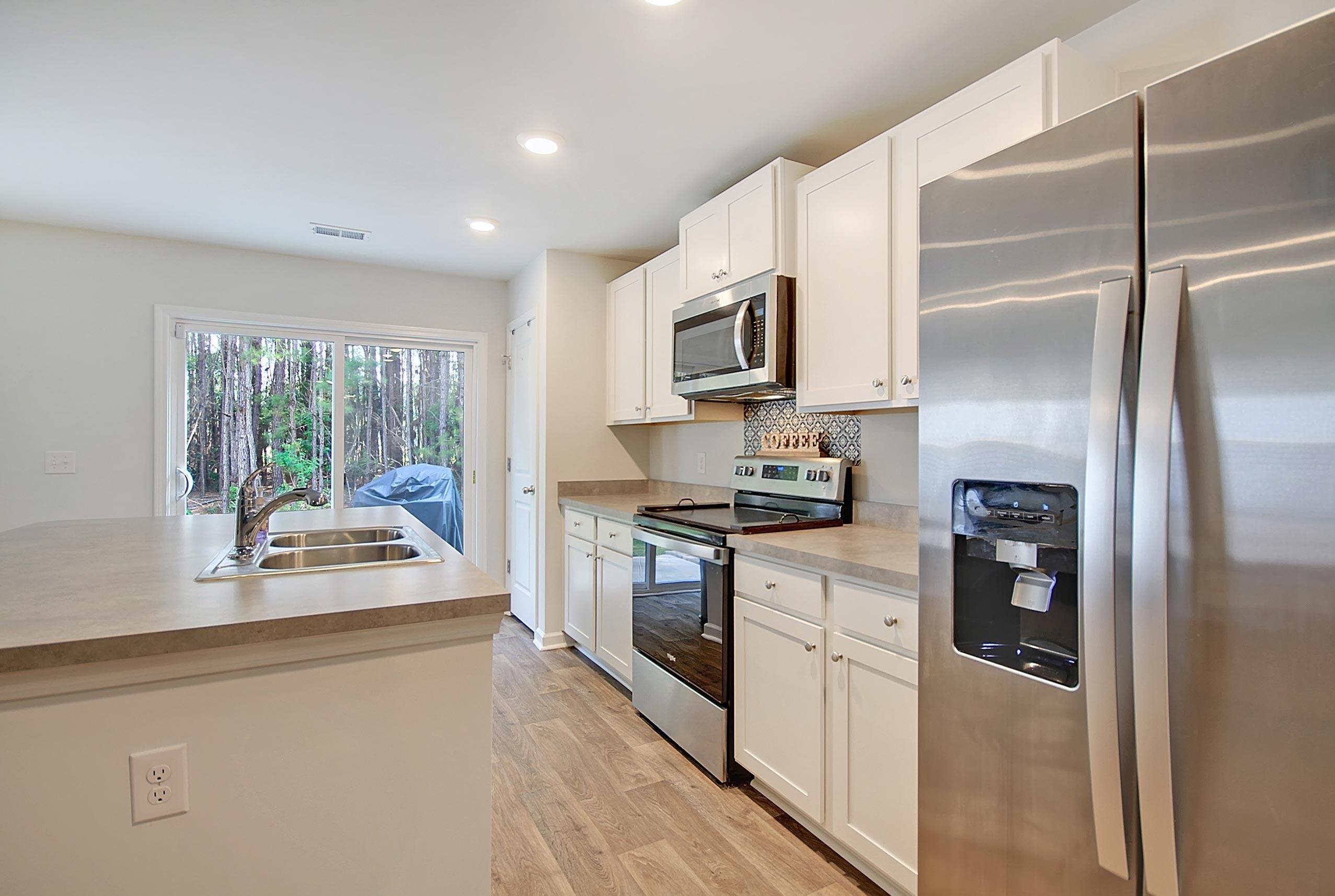 Gaura Ln, Summerville, SC 29483