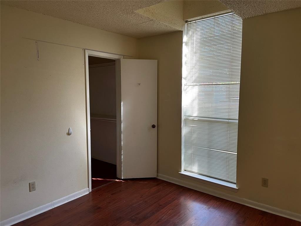 Ambassador Row, Dwg, TX 76013