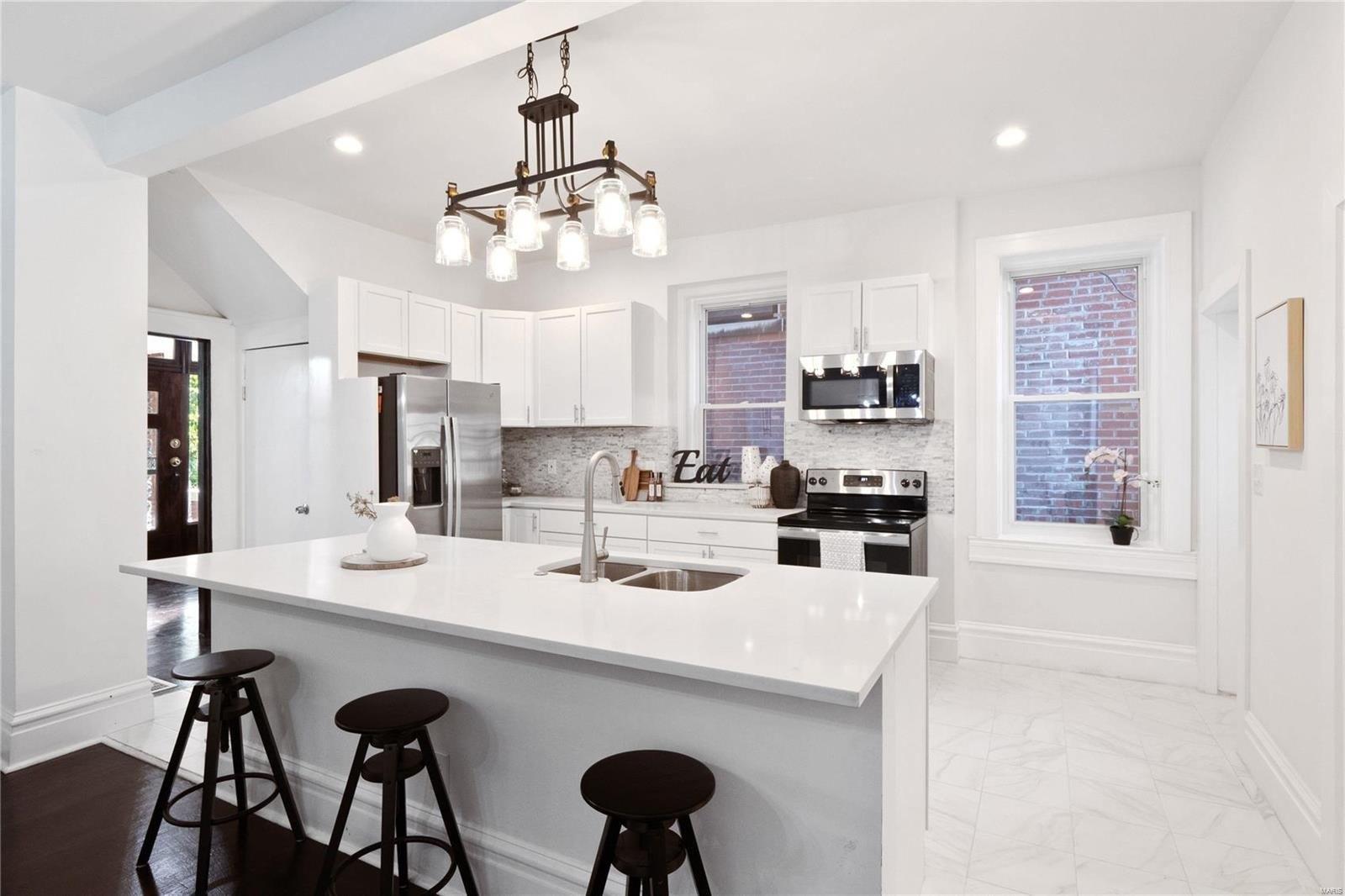 Mcpherson Ave, Saint Louis, MO 63112