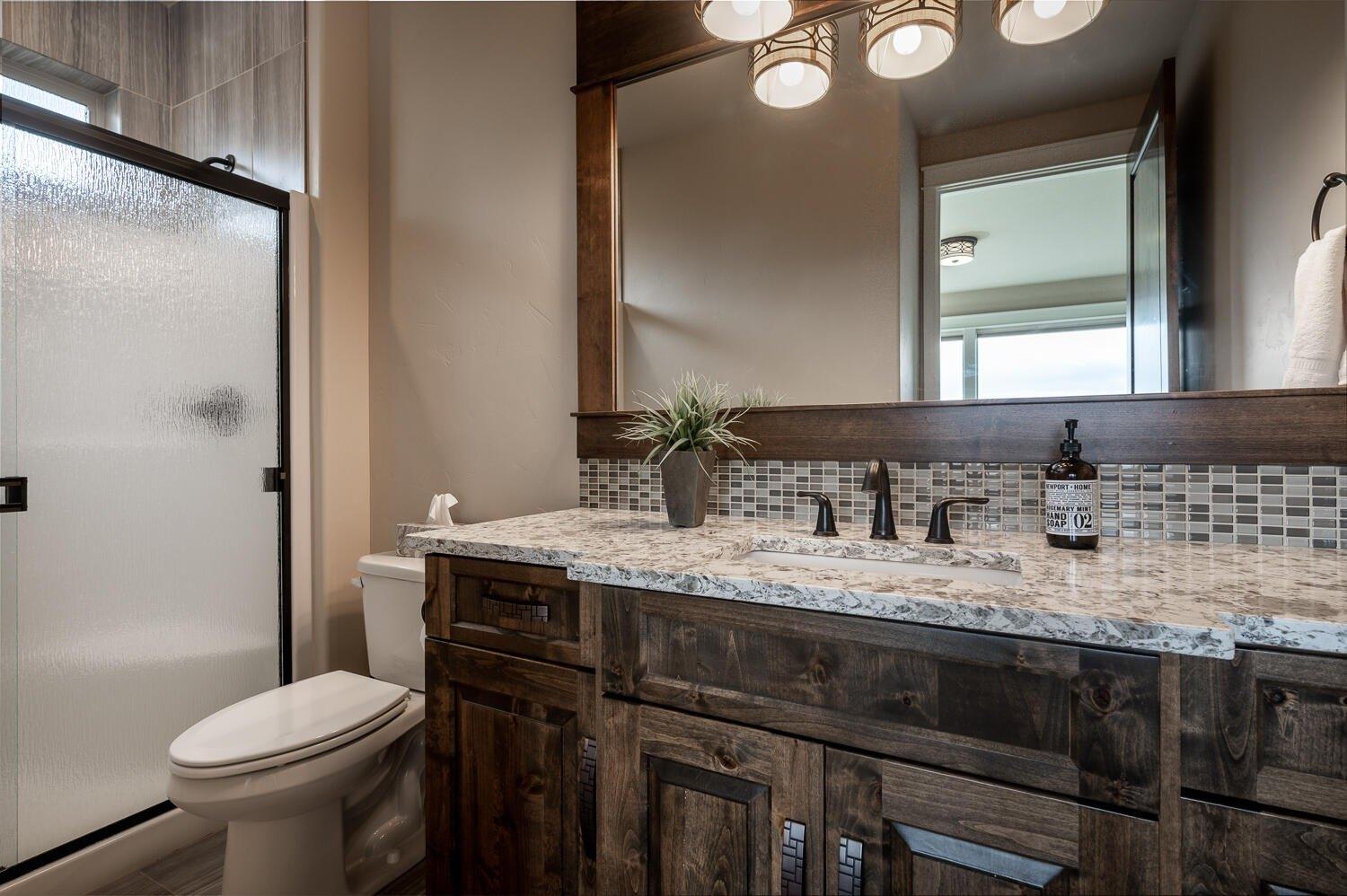 Nw Eighteenth Fairway Pl, Bend, OR 97703