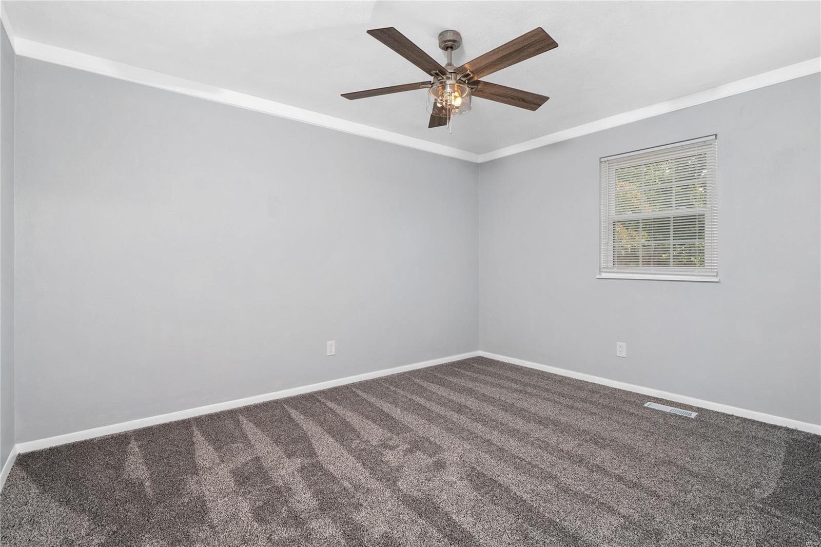 E Belle Ave, Belleville, IL 62221