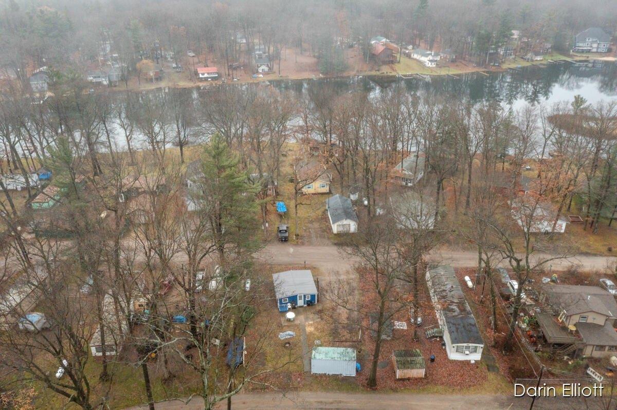Half Moon Lake Dr, Stanton, MI 48888