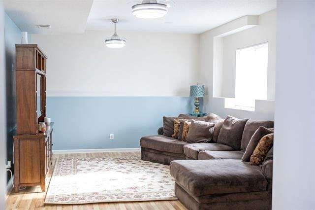 E Bluebird St, Gardner, KS 66030