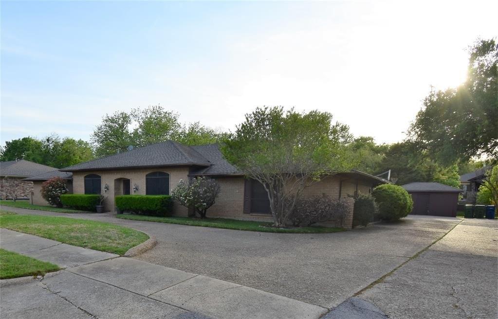 Carriage Ln, Garland, TX 75043
