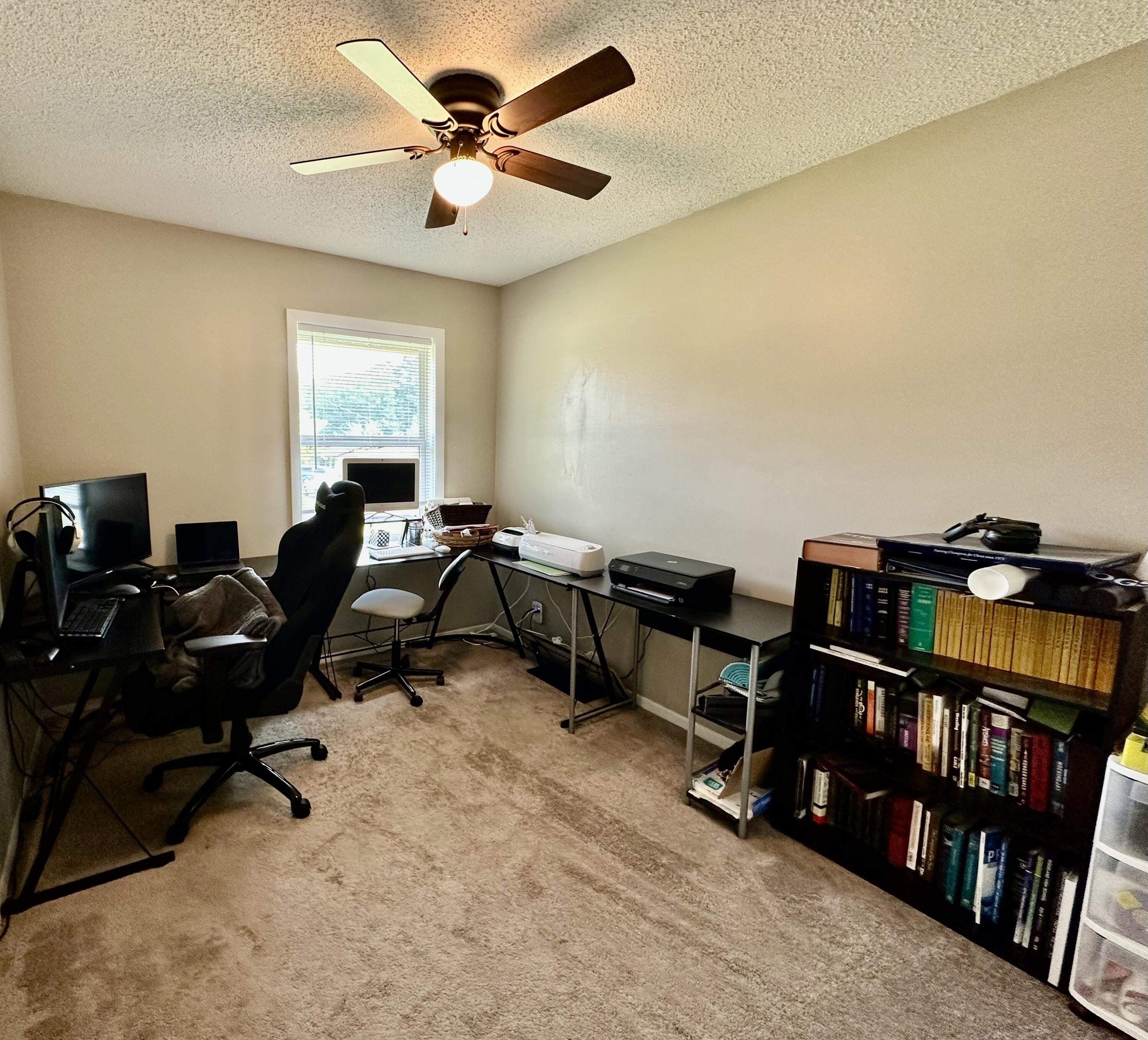 Fernwood Dr, La Fayette, GA 30728