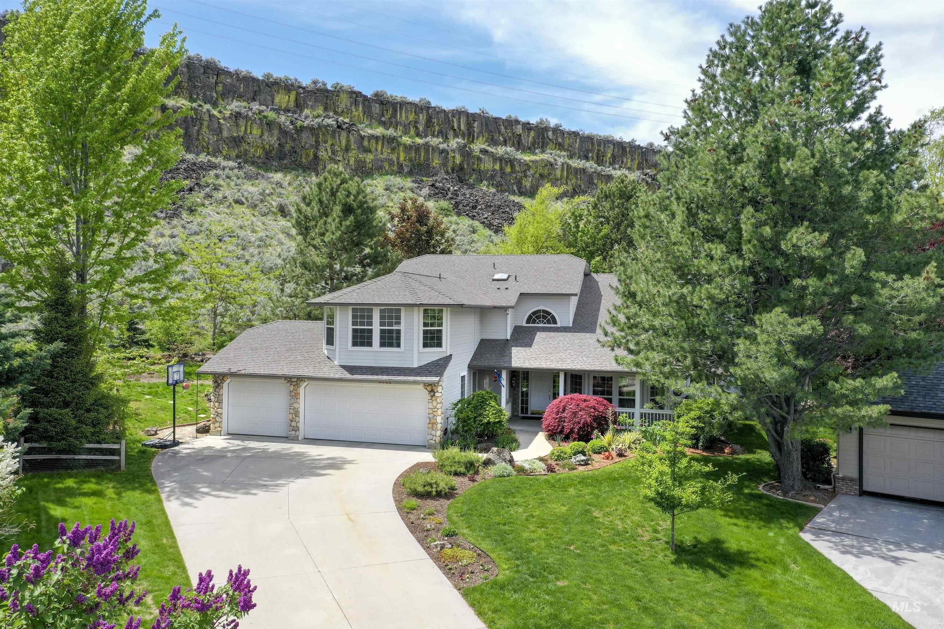 E Gateway Dr, Boise, ID 83716