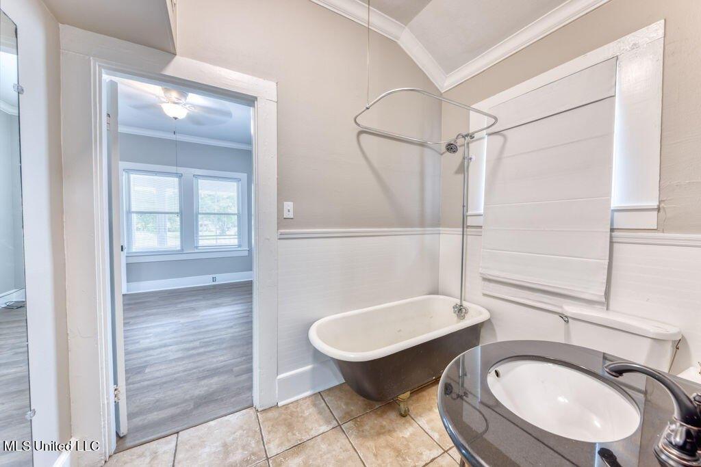 Lafayette Ave, Pascagoula, MS 39567