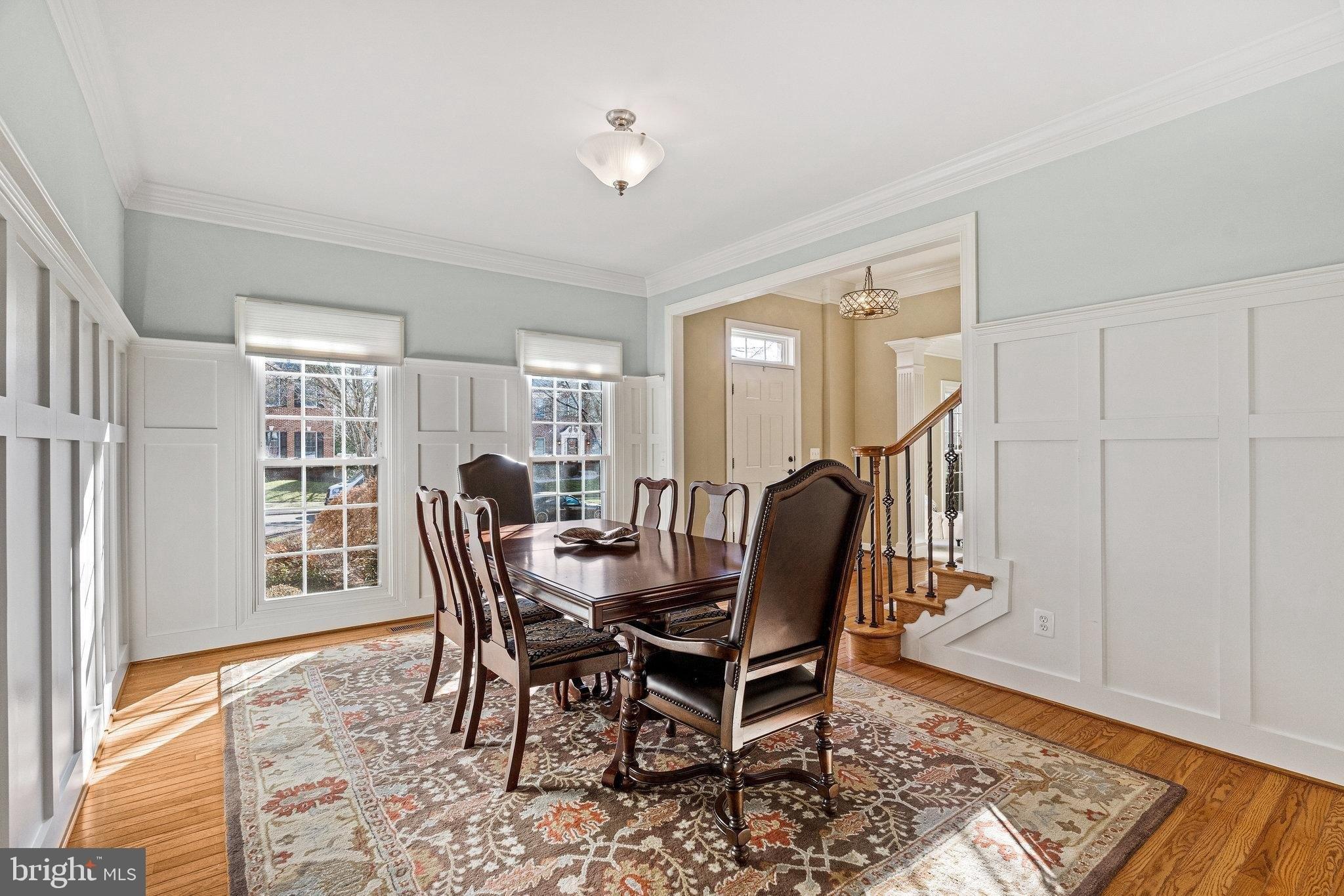 Royal Burkedale St, Chantilly, VA 20152