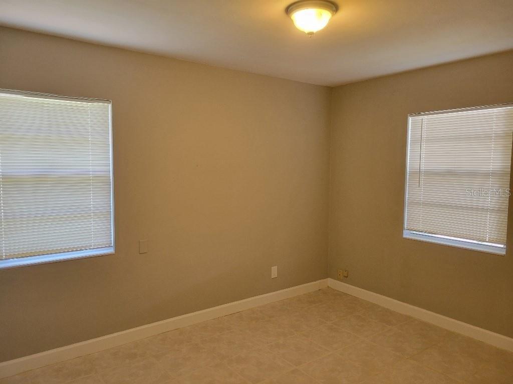 W Rogers Ave, Tampa, FL 33611