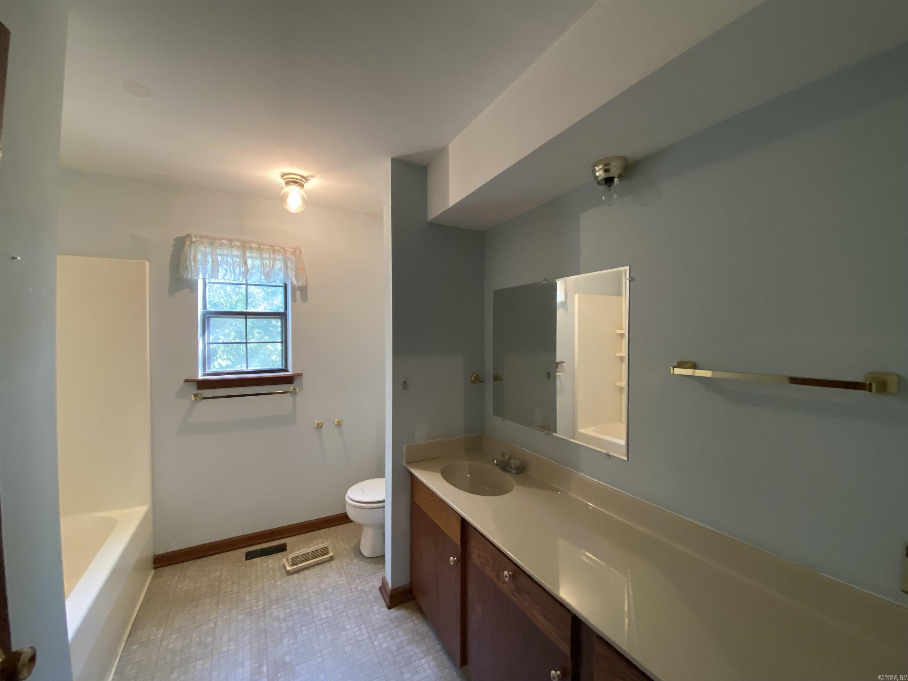 Goshen Ave, North Little Rock, AR 72116