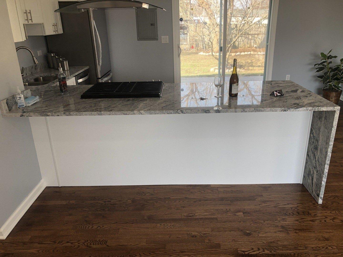 Nippert Ave, Romeoville, IL 60446