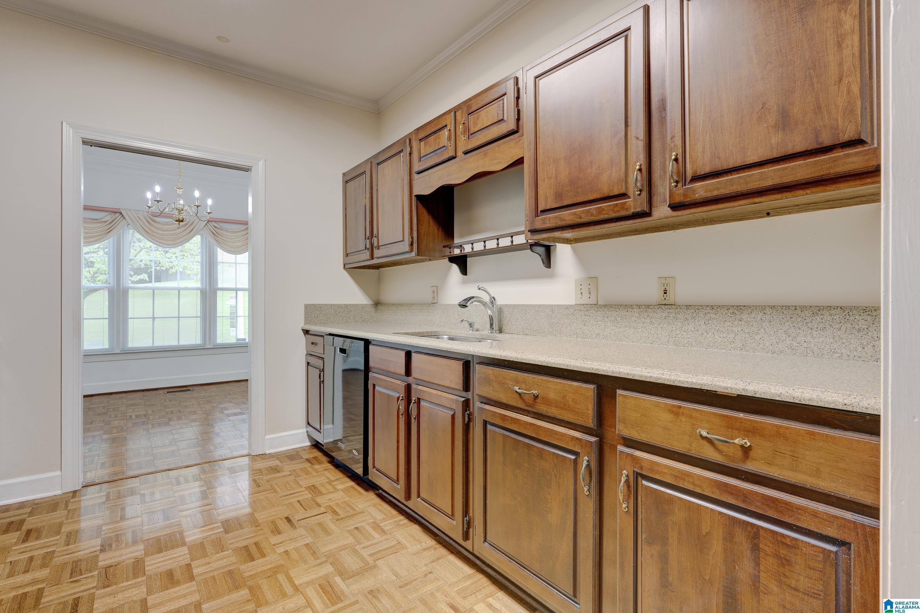 River Oaks Dr, Vestavia Hills, AL 35216