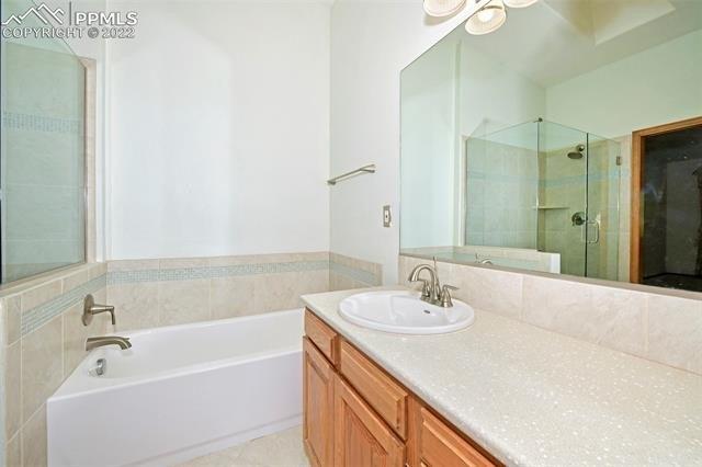 Luxury Ln, Colorado Springs, CO 80921