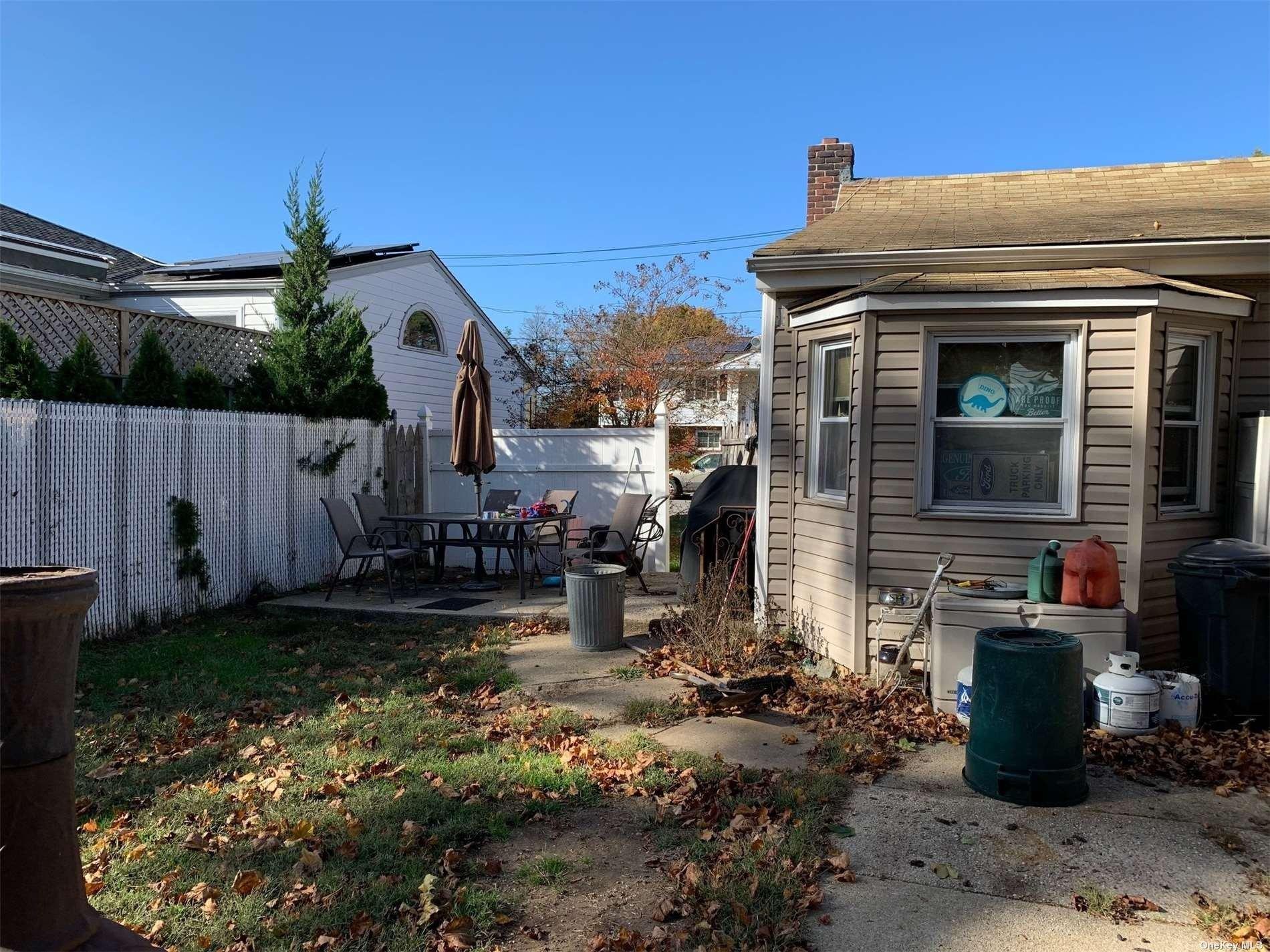 Osborne Rd, West Hempstead, NY 11552