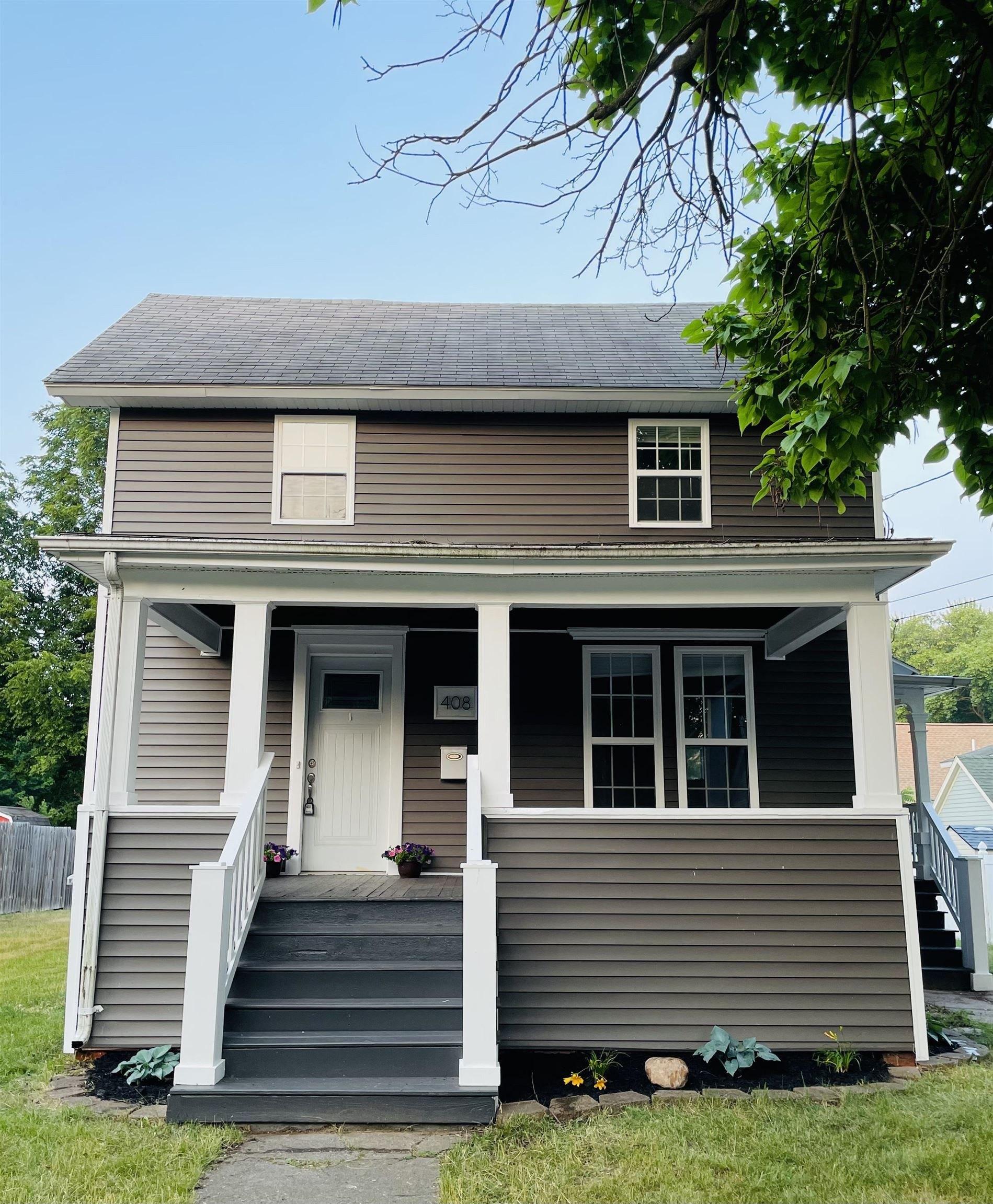 N Hickory St, Owosso, MI 48867