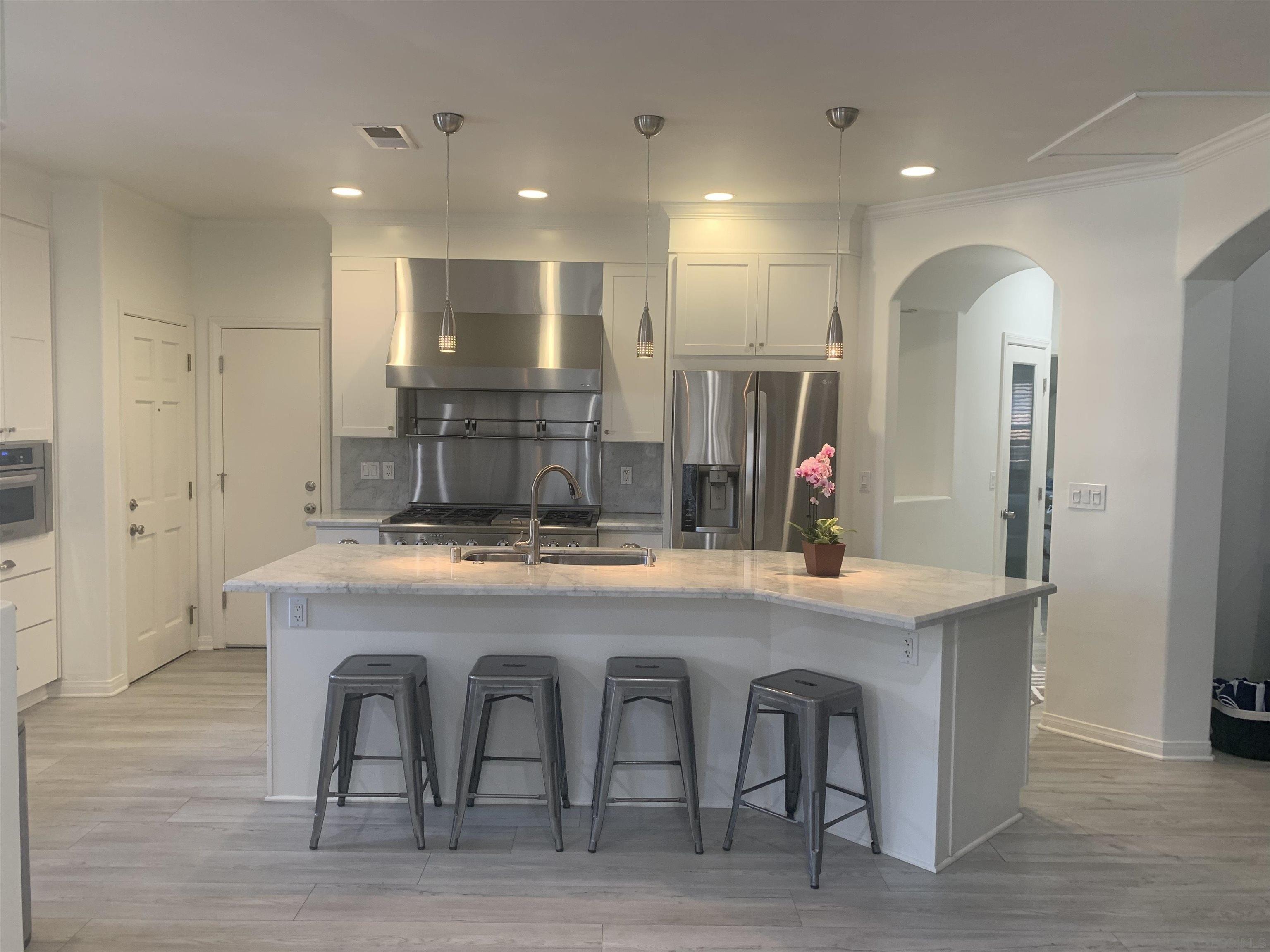 Toulon Ct, San Diego, CA 92109