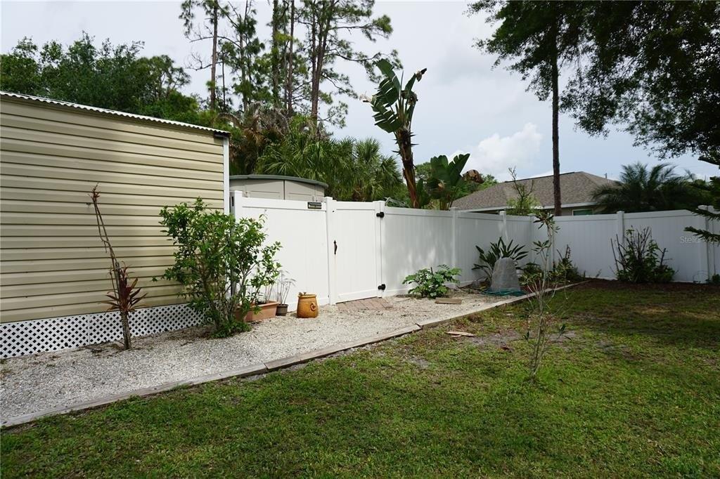 Broad Ave, North Port, FL 34286