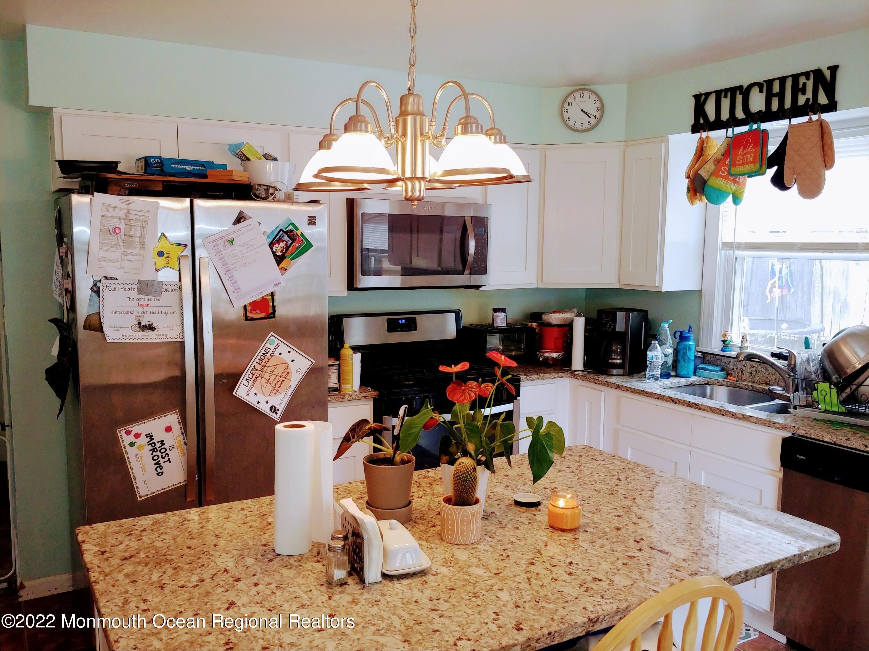 Elwood St, Forked River, NJ 08731