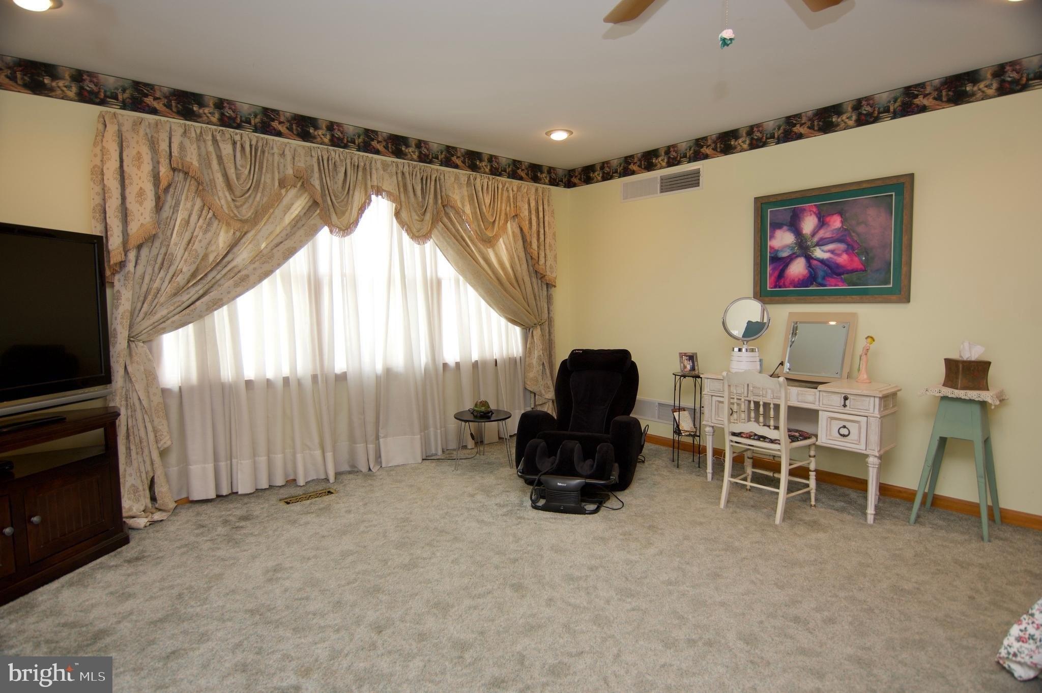 Caravan Dr, Birdsboro, PA 19508