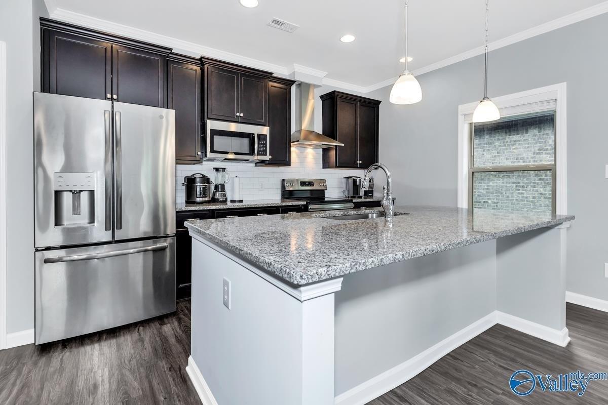 Nevin Cir, Huntsville, AL 35806