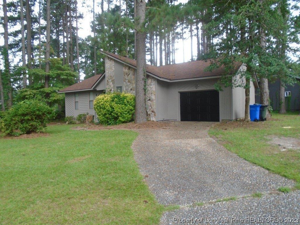 Drew Ct, Fayetteville, NC 28311