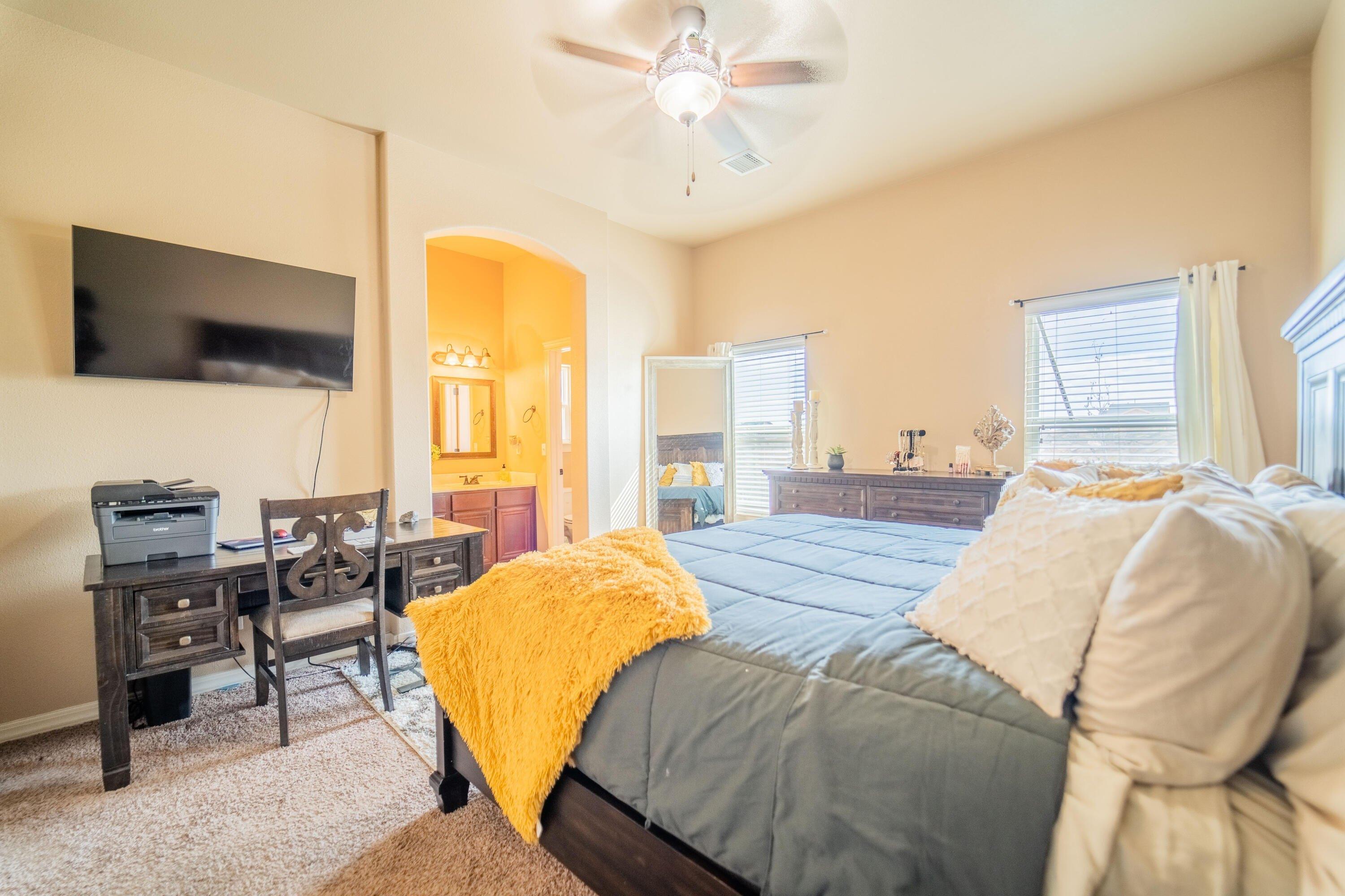 Grand Bahamas Dr, El Paso, TX 79936