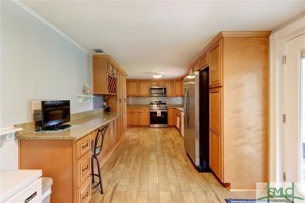 Walnut St, Bloomingdale, GA 31302