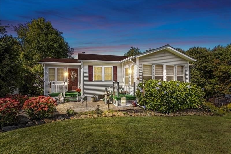 Mae St, New Brighton, PA 15066